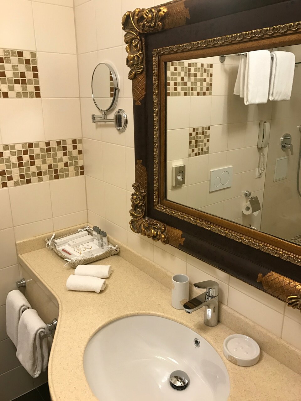 Гостиница Высоцкий Екатеринбург